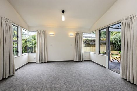 Photo of property in 135 Milton Road, Bluff Hill, Napier, 4110