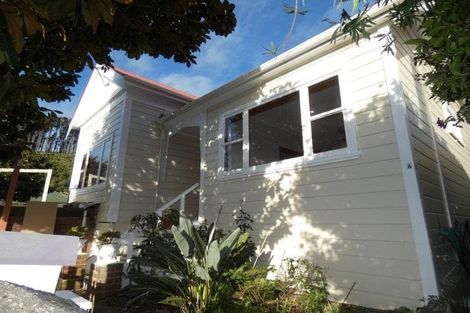 Photo of property in 24 Lawrence Street, Newtown, Wellington, 6021
