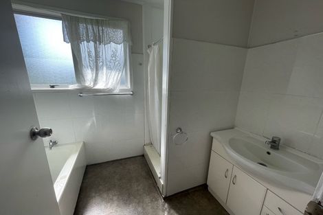 Photo of property in 368 Roscommon Road, Clendon Park, Auckland, 2103