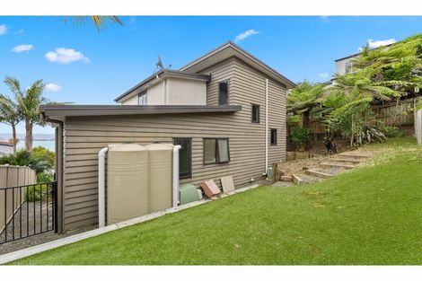 Photo of property in 21 Mariners View Road, Beach Haven, Auckland, 0626