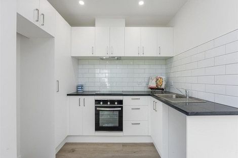 Photo of property in 35b Edmund Hillary Avenue, Papakura, 2110