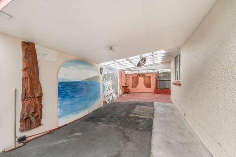 Photo of property in 44 Wentworth Street, East Gore, Gore, 9710