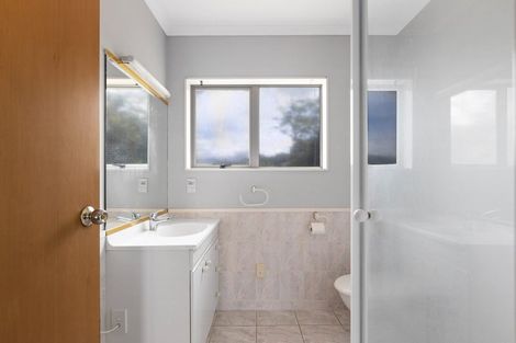 Photo of property in 20 Ascot Way, Orewa, 0931