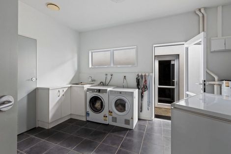 Photo of property in 298 Mahurangi West Road, Puhoi, Warkworth, 0983