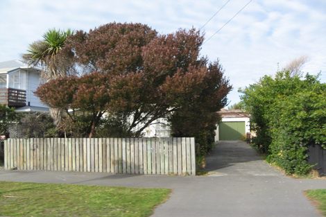 Photo of property in 61 Shackleton Street, New Brighton, Christchurch, 8061