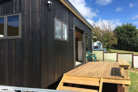 Photo of property in 1 John Dee Crescent, Red Beach, 0932