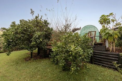 Photo of property in 197a Omokoroa Road, Omokoroa, 3114