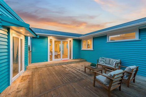 Photo of property in 25 Excellency Terrace, Ascot Park, Porirua, 5024