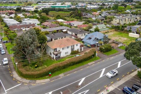 Photo of property in 5 Burns Avenue, Takapuna, Auckland, 0622
