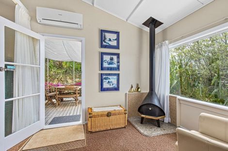 Photo of property in 57 Grand View Road, Leigh, 0985