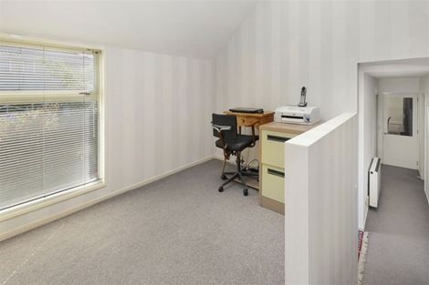 Photo of property in 3 Banff Place Avonhead Christchurch City