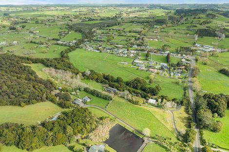 Photo of property in 50 Waitoki Road, Waitoki, Kaukapakapa, 0871