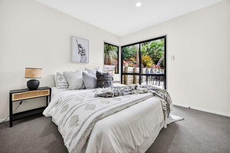 Photo of property in 1/70b Carlisle Road, Browns Bay, Auckland, 0632