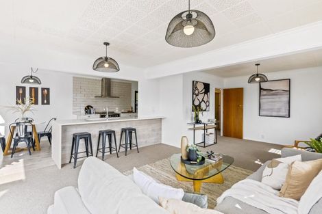 Photo of property in 63 Martin Road, Paraparaumu Beach, Paraparaumu, 5032