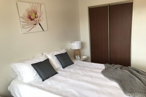 Photo of property in 2/3 Binstead Place, Avondale, Christchurch, 8061