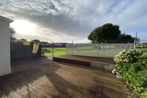 Photo of property in 11 Serenity Place, Otara, Auckland, 2023