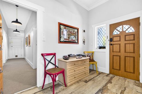 Photo of property in 1/6 Sundown Avenue, Manly, Whangaparaoa, 0930
