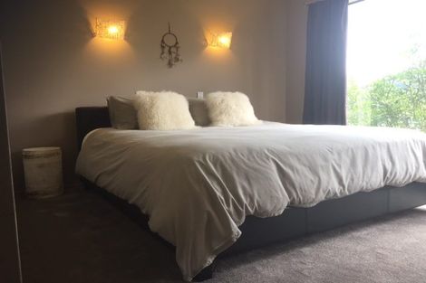 Photo of property in 9 Taurus Place, Kawaha Point, Rotorua, 3010