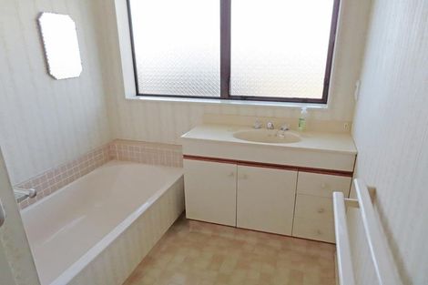 Photo of property in 1/715b Fergusson Drive, Elderslea, Upper Hutt, 5018