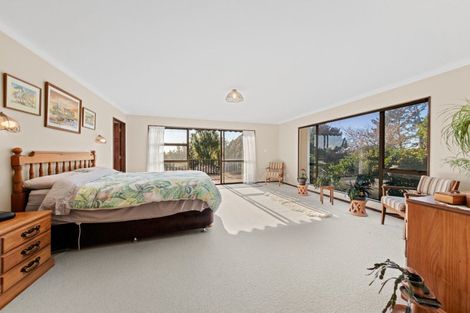 Photo of property in 27 Donnelly Street, Oakura, 4314