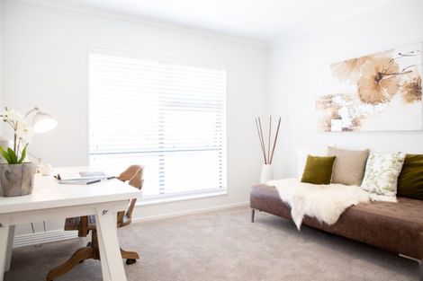 Photo of property in 4 Pepene Avenue, Takanini, 2112