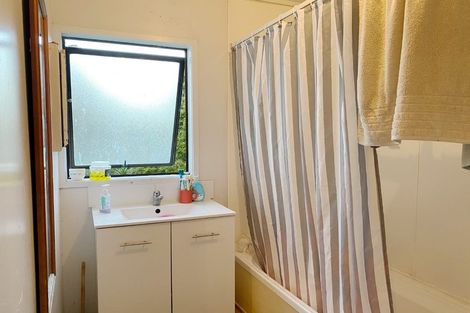 Photo of property in 1/21 Wattle Street, New Lynn, Auckland, 0600