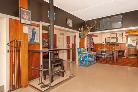 Photo of property in 2 School Road, Tiniroto, Manutuke, 4078