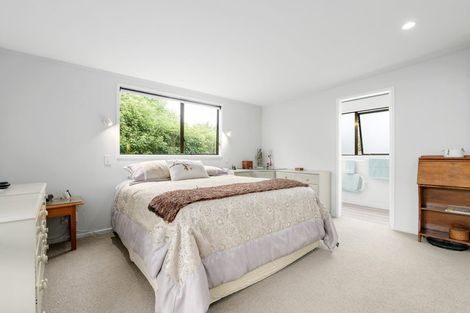 Photo of property in 131 Dinsdale Road, Dinsdale, Hamilton, 3204