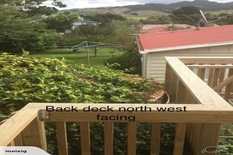 Photo of property in 98 Howard Road, Orere Point, Papakura, 2585