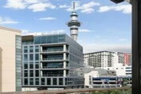 Photo of property in Latitude 37 East Apartments, 2l/20 Pakenham Street East, Auckland Central, Auckland, 1010