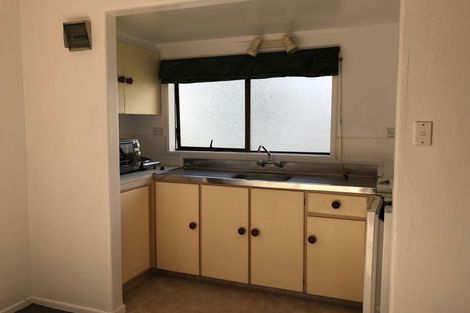 Photo of property in 43 Welcome Bay Road, Welcome Bay, Tauranga, 3112