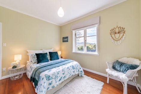 Photo of property in 8 Saint Albans Avenue, Karori, Wellington, 6012