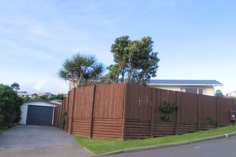 Photo of property in 11 Bluff Close, Kelson, Lower Hutt, 5010