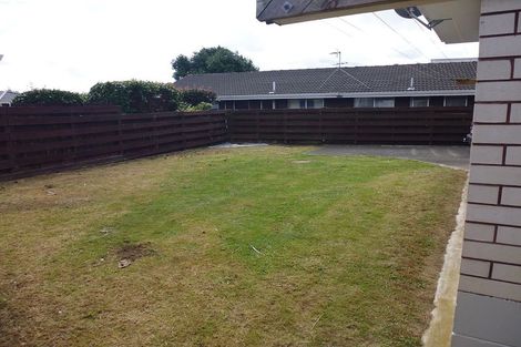 Photo of property in 2/105a Wallace Road, Papatoetoe, Auckland, 2025