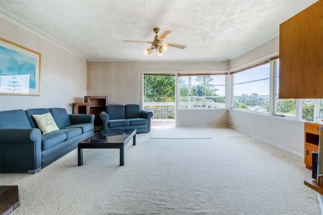 Photo of property in 205 Titirangi Road, Titirangi, Auckland, 0604