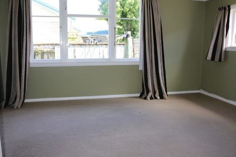 Photo of property in 4 Alton Place, Hokowhitu, Palmerston North, 4410