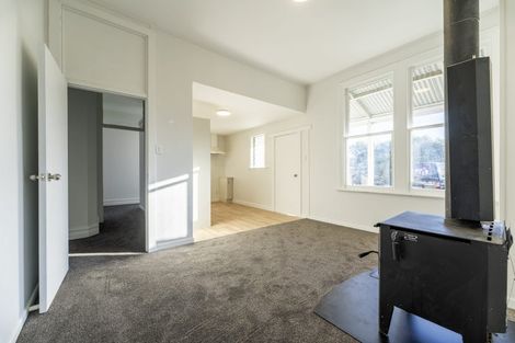 Photo of property in 92-98 High Street, Waimate, 7924