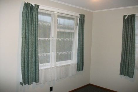 Photo of property in 6 Bartlett Grove, Tawa, Wellington, 5028