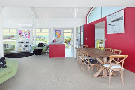 Photo of property in 9 Trafalgar Street, Foxton Beach, Foxton, 4815