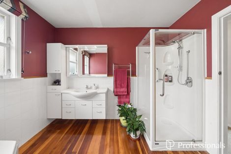 Photo of property in 3 York Avenue, Manor Park, Lower Hutt, 5019