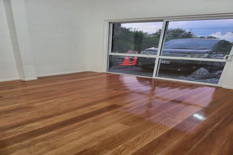 Photo of property in 349 Triangle Road, Massey, Auckland, 0614