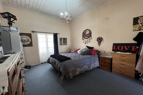 Photo of property in 7 Cracroft Street, Waitara, 4320