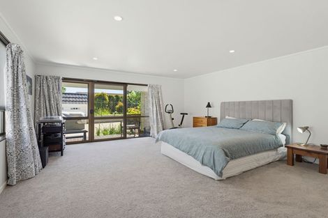 Photo of property in 21 Rawene Street, Waikanae, 5036