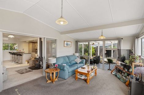 Photo of property in 23 Holton Road, Amberley, 7481