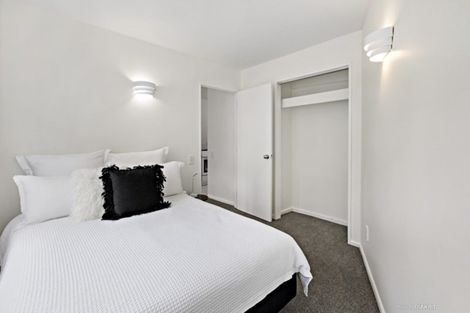 Photo of property in Parkland Flats, 1/51 Adams Terrace, Kelburn, Wellington, 6021