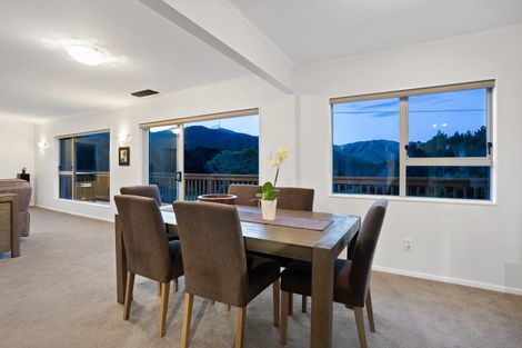 Photo of property in 306 South Makara Road, Makara, Karori, 6972