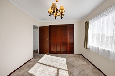 Photo of property in 198 Waihi Road, Hawera, 4610