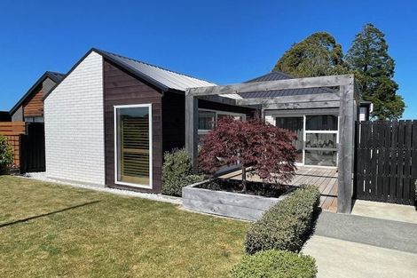 Photo of property in 6 John Raven Lane, Woodend, 7610