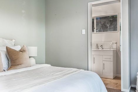 Photo of property in 3 Meynell Court, Glen Eden, Auckland, 0602