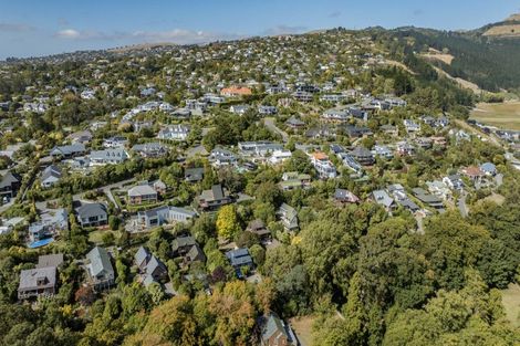 Photo of property in 9 Shalamar Drive, Cashmere, Christchurch, 8022